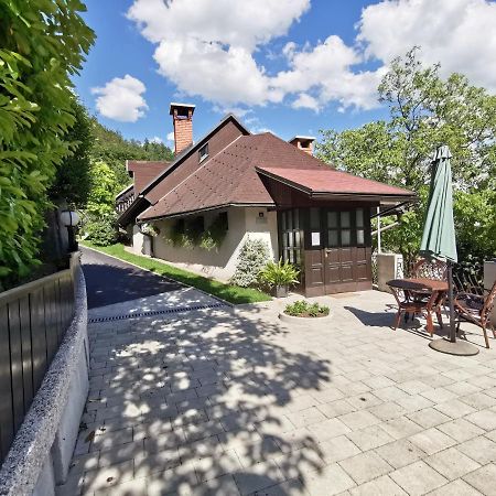 Apartmaji Mak Jesenice Dış mekan fotoğraf