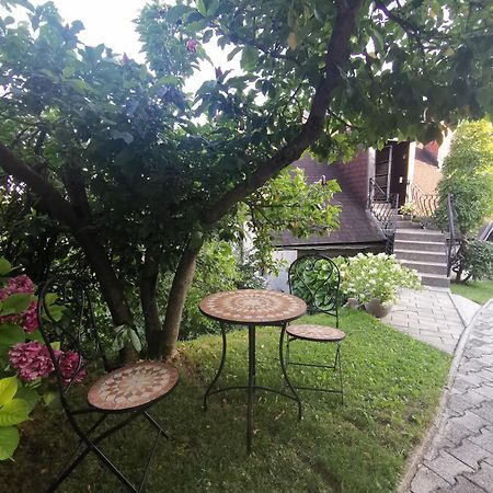 Apartmaji Mak Jesenice Dış mekan fotoğraf