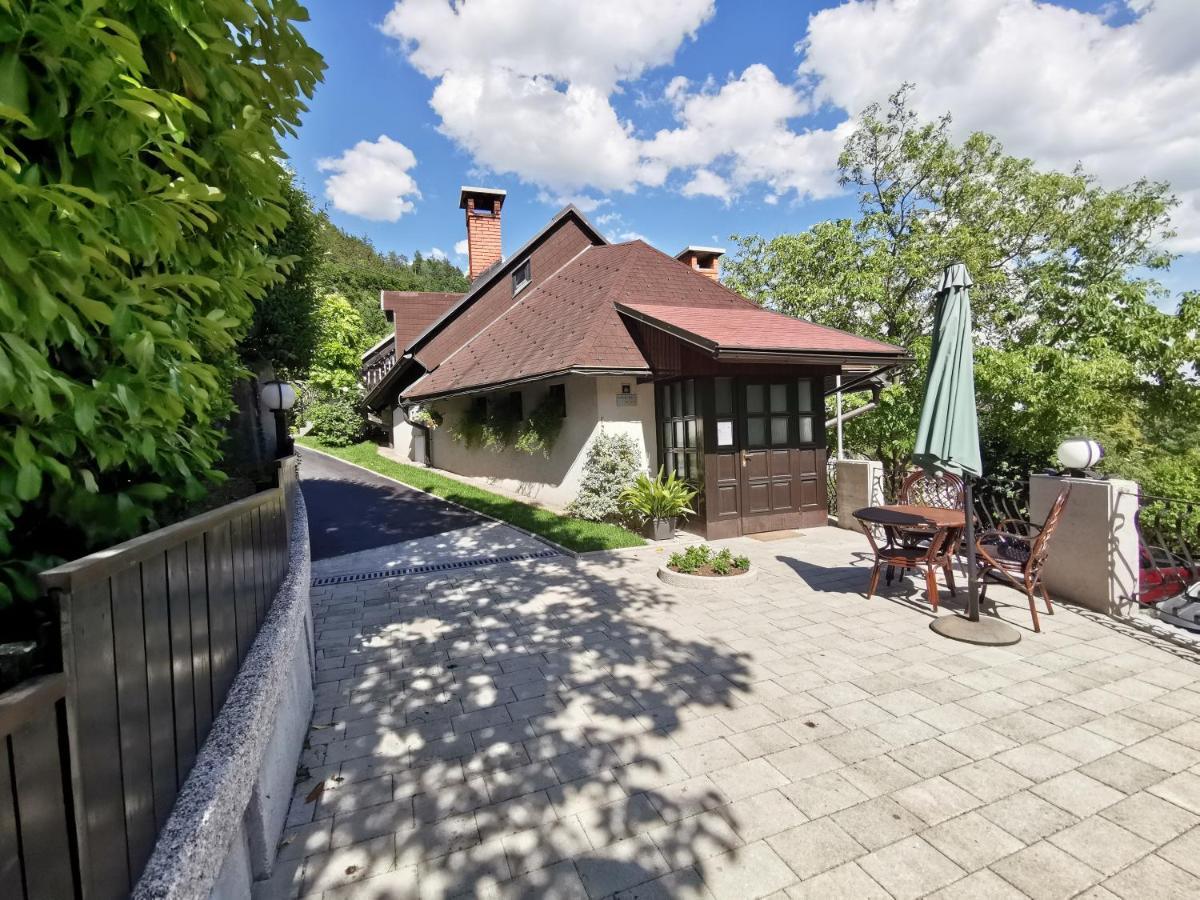 Apartmaji Mak Jesenice Dış mekan fotoğraf